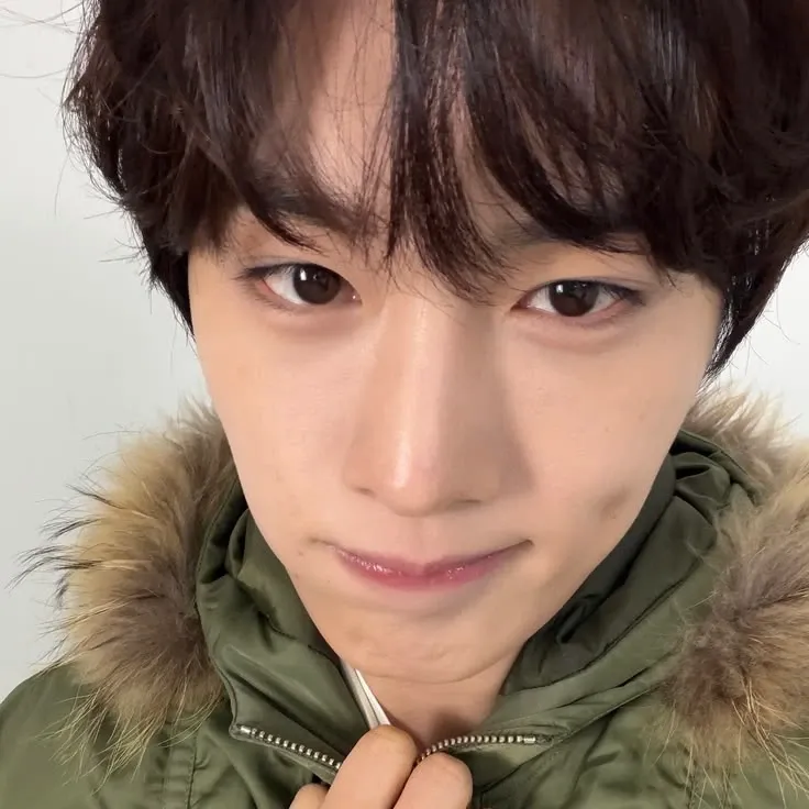 Behind-the-scenes cut of Hyunsuk (CIX)