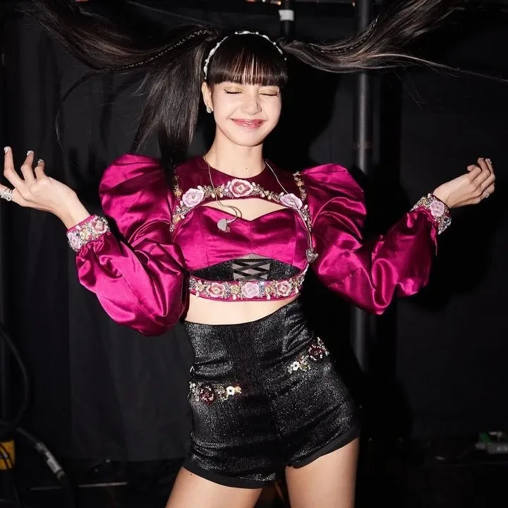 Foto terbaru Lisa (BLACKPINK)