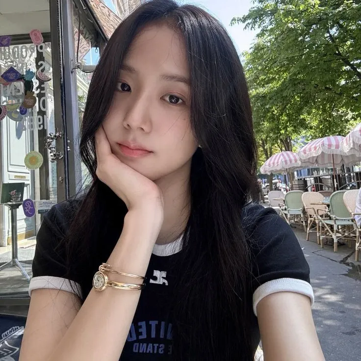 Momen yang diabadikan oleh penggemar Jisoo (BLACKPINK)