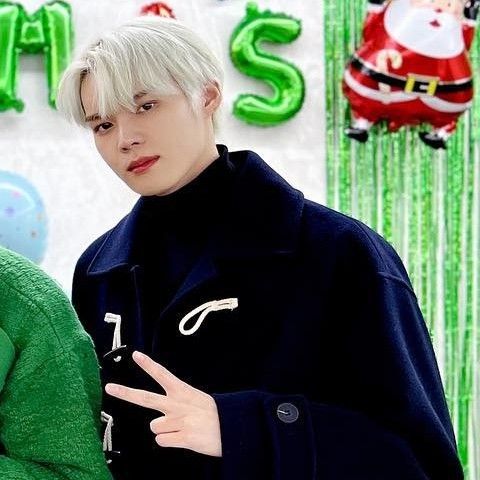 A moment captured by VICTON's fan