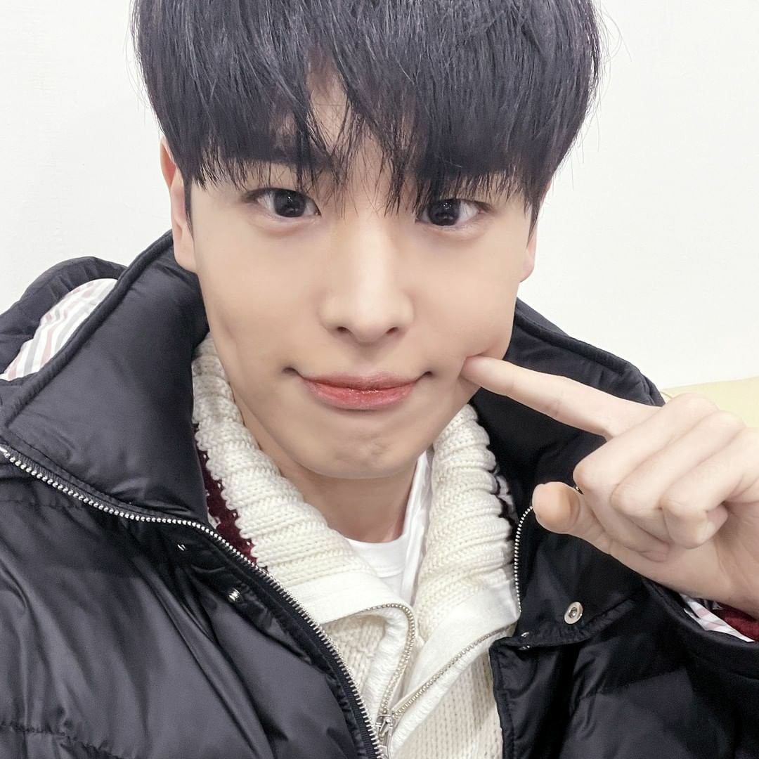 Recent activity shot of Choi Byungchan