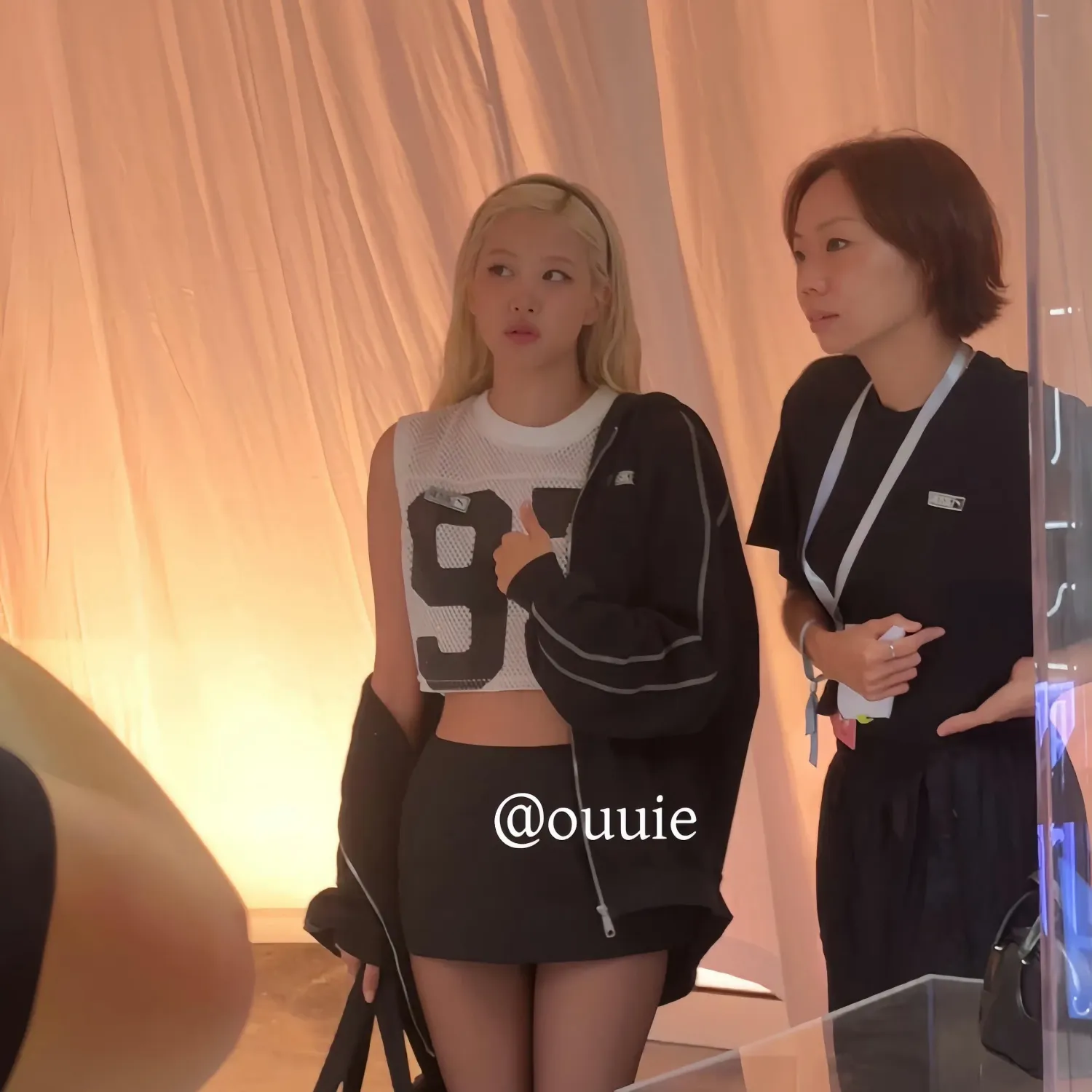 로제 (BLACKPINK)의 비하인드 컷