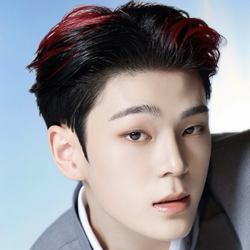 Latest photo of Kim Junmin (WHIB)