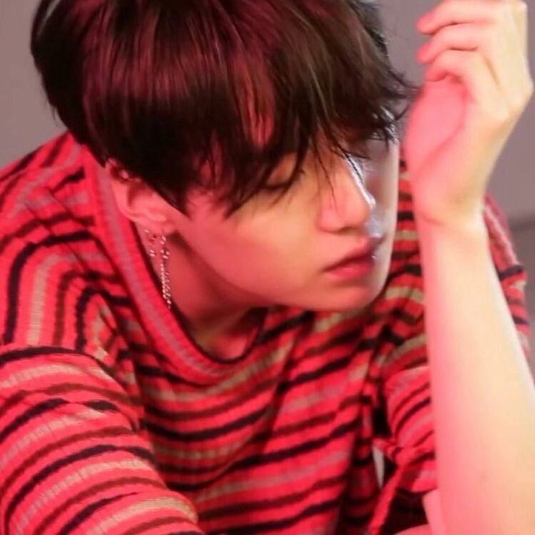 SUGA (BTS)の最近の活動写真