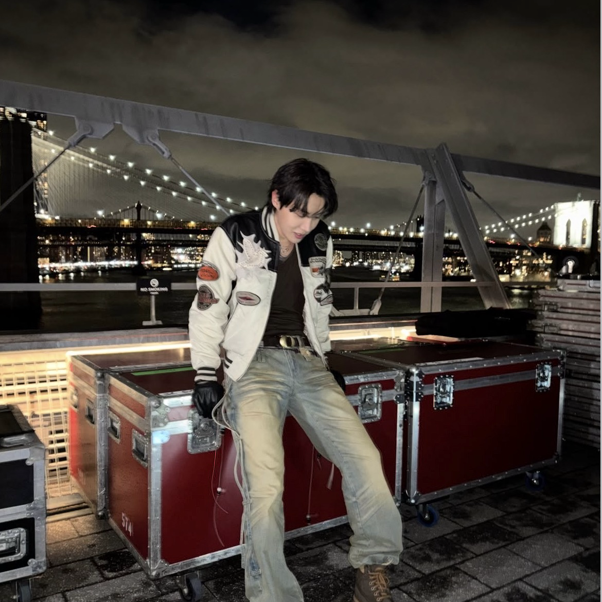 Foto terbaru j-hope (BTS)