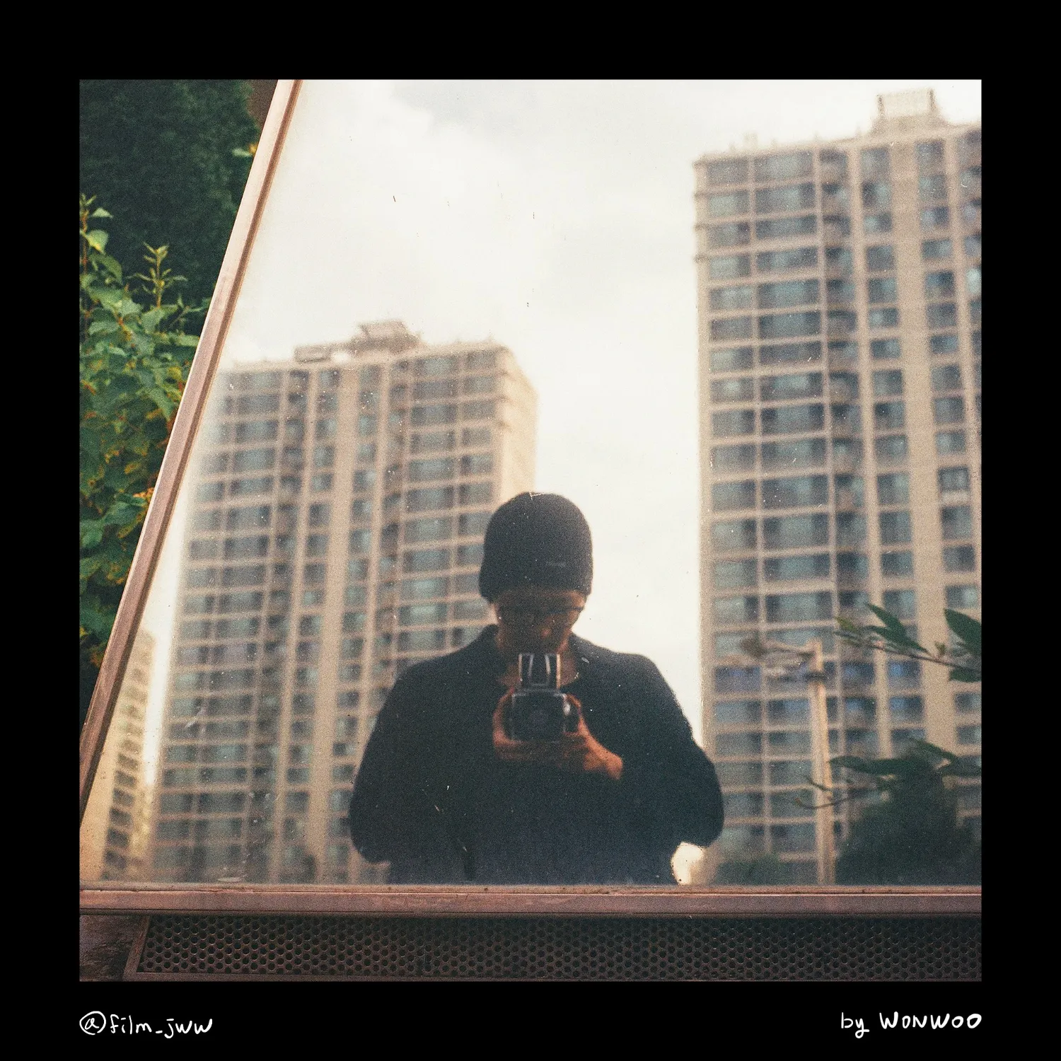 A moment captured by Wonwoo (SEVENTEEN)'s fan