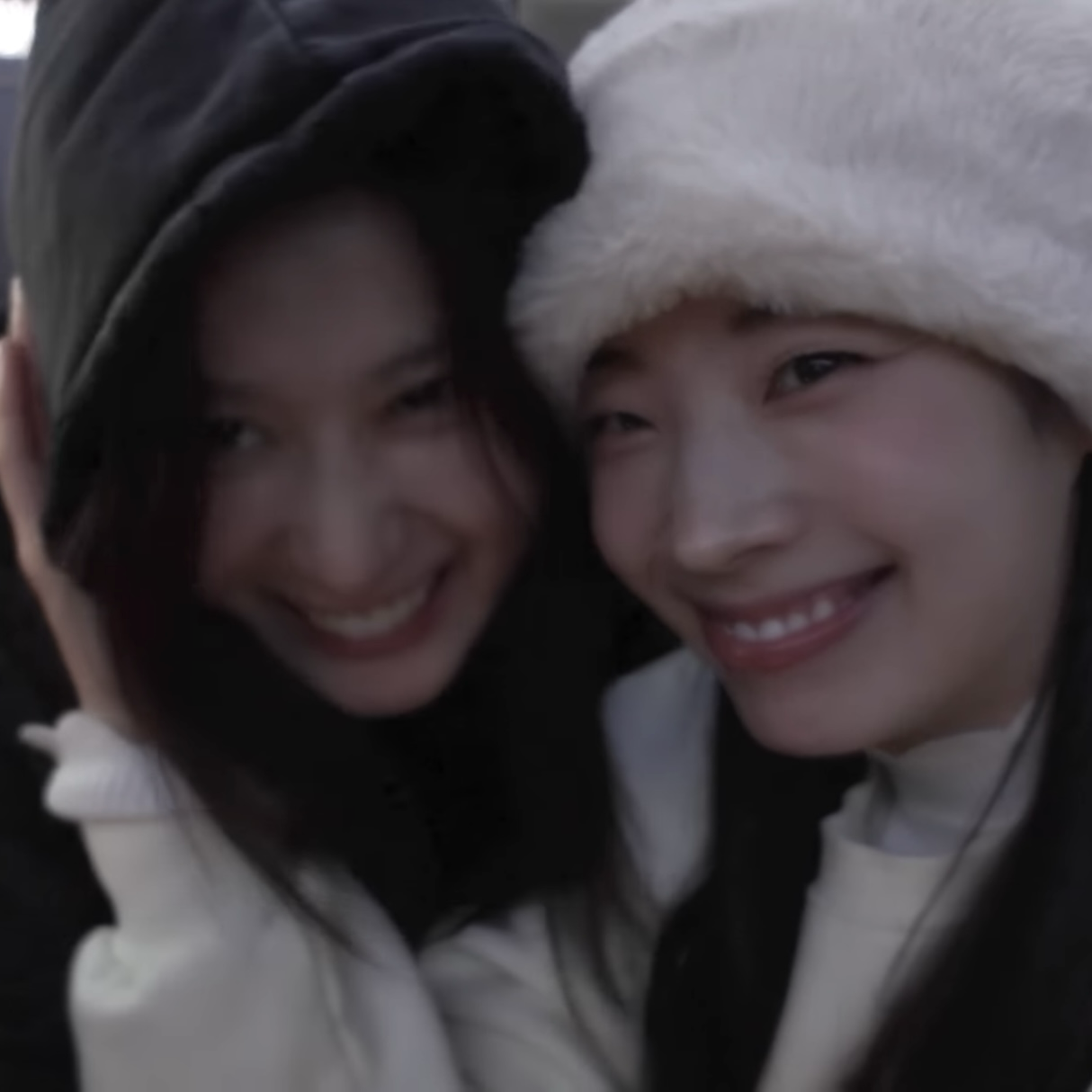 다현 (TWICE)의 비하인드 컷