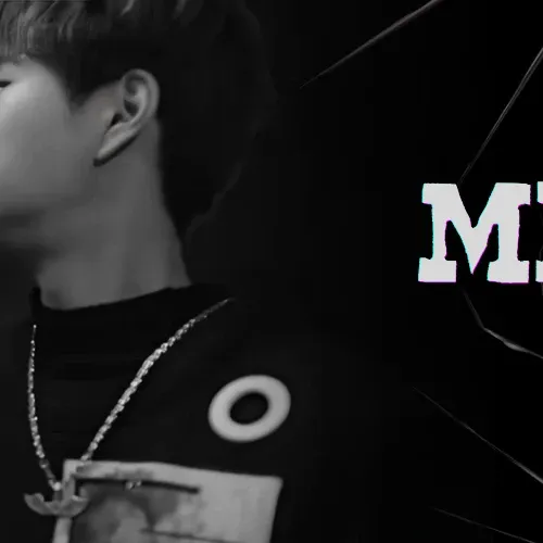 Latest photo of Seungmin (Stray Kids)