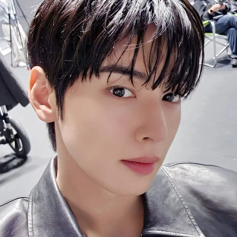 Latest photo of Eunwoo (ASTRO)