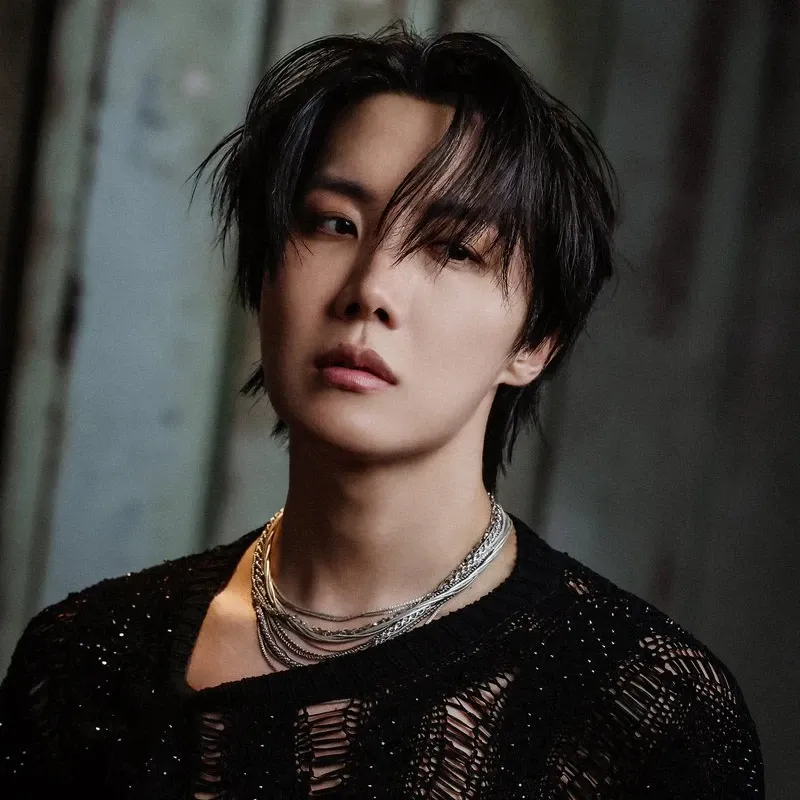 J-hope (防彈少年團)的最新照片