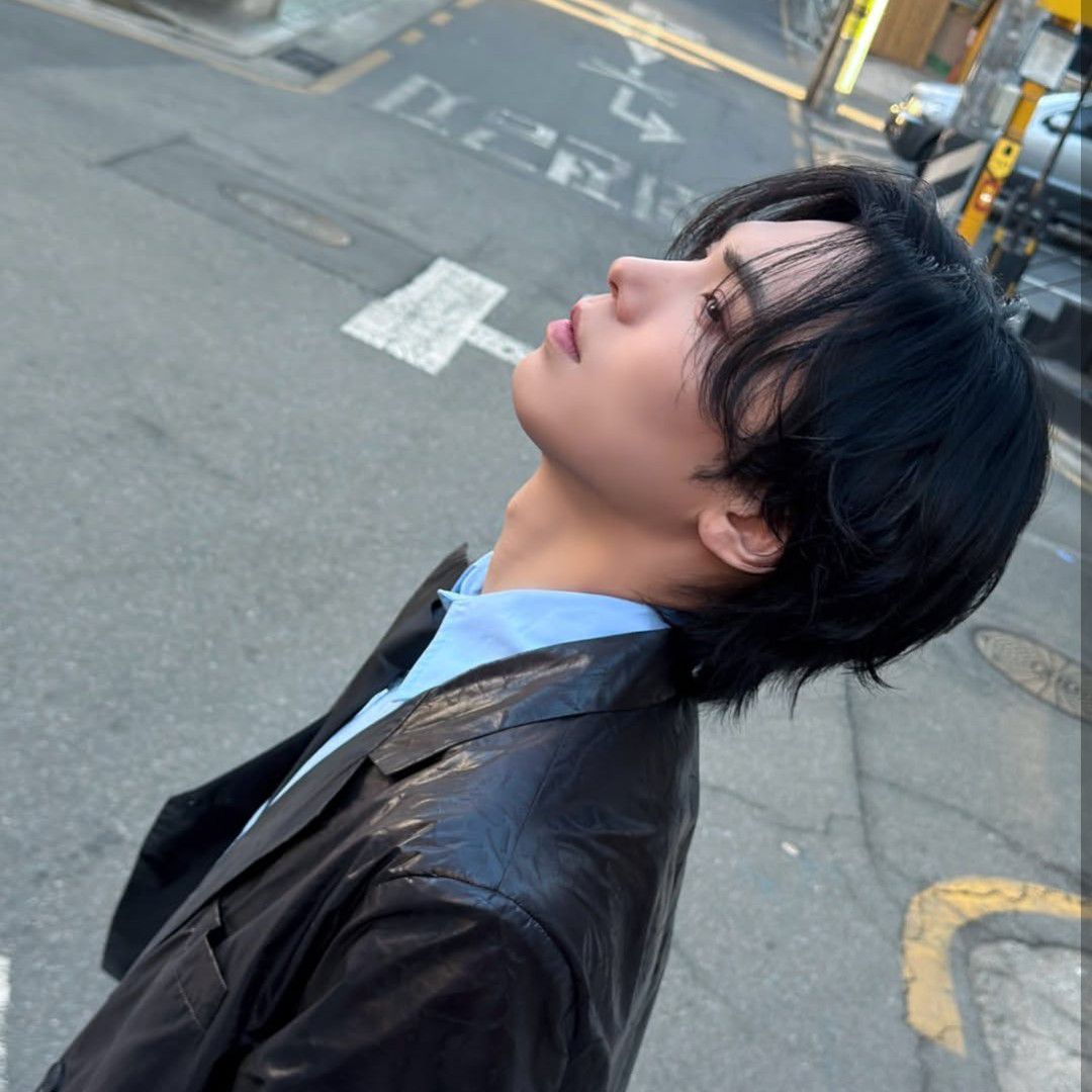 A moment captured by Rocky's fan