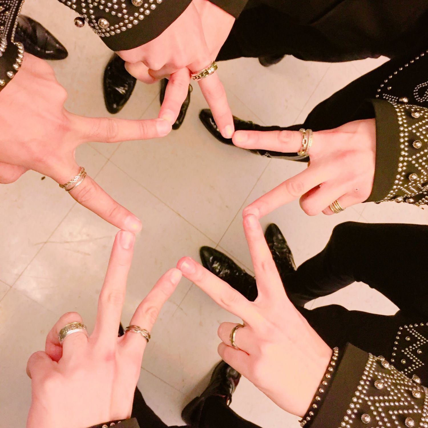 Hot post catching attention from 빅스's fandom