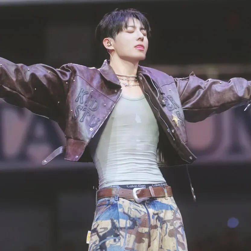 정국 (방탄소년단)의 최신 사진