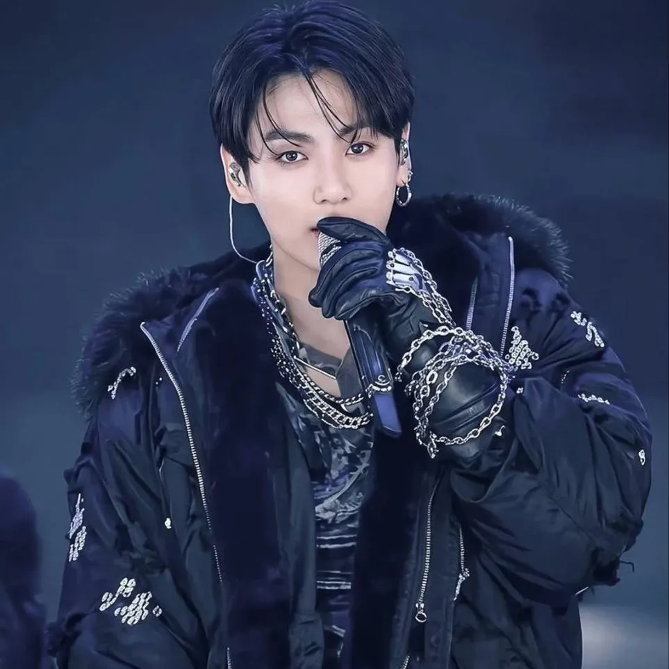 A moment captured by Jungkook (BTS)'s fan