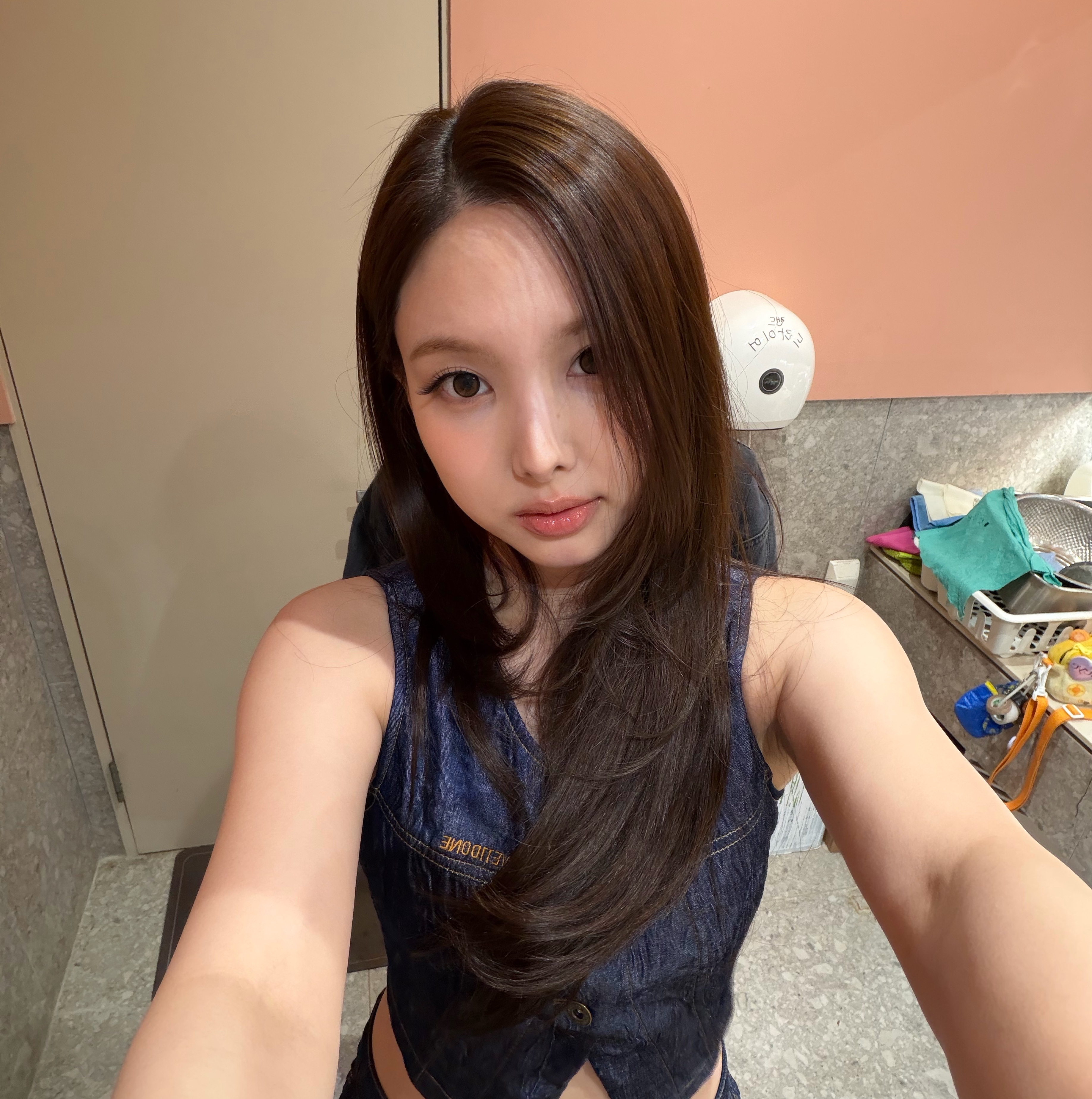 Latest photo of Nayeon (TWICE)