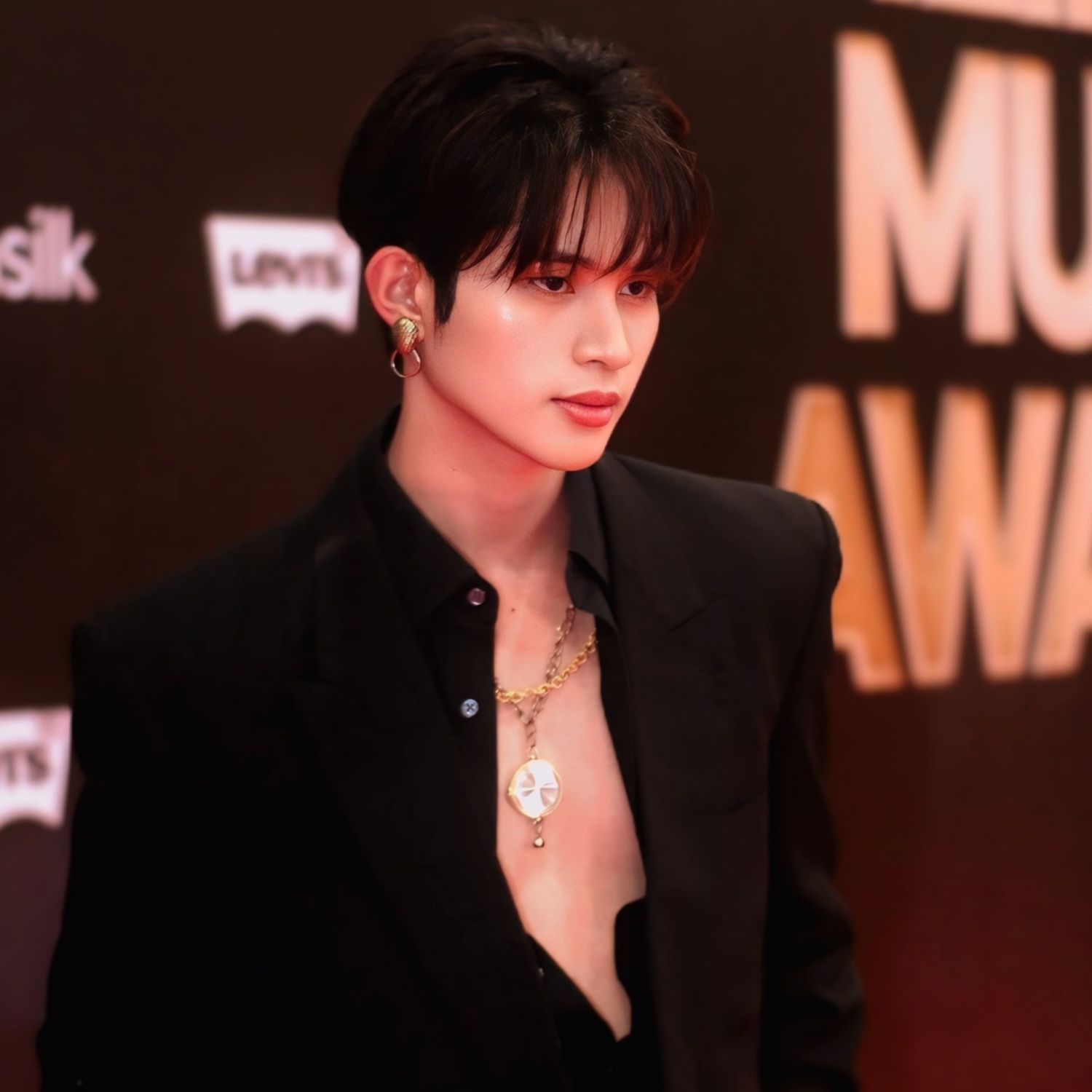 윈스턴 (호라이즌) 최근 활동샷