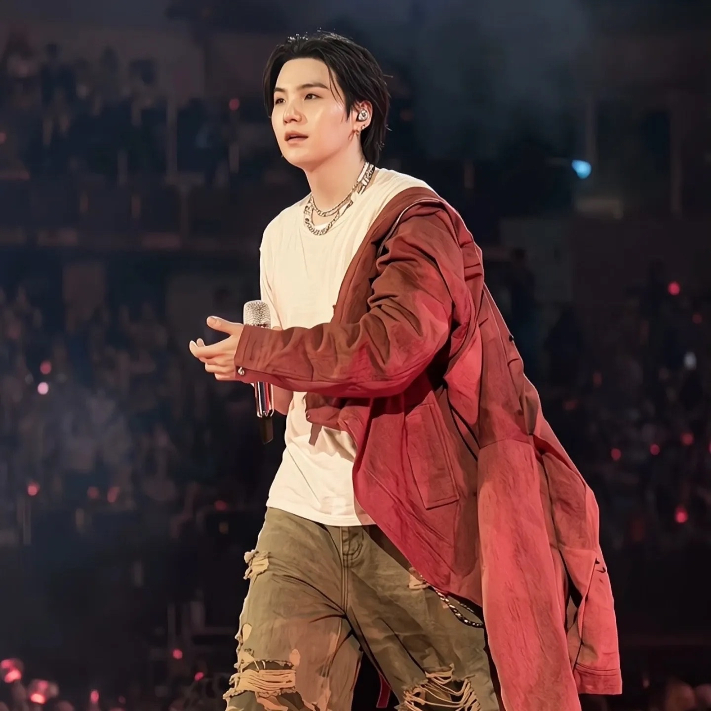 Potret di balik layar SUGA (BTS)