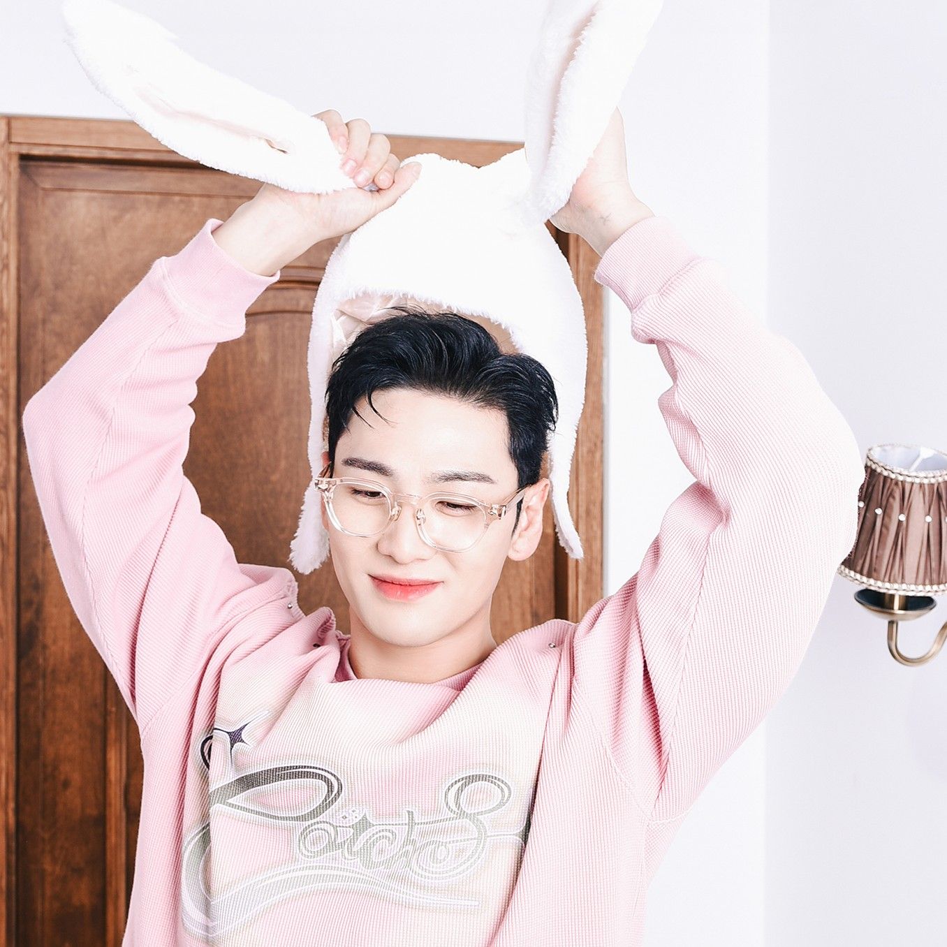 백호의 비하인드 컷