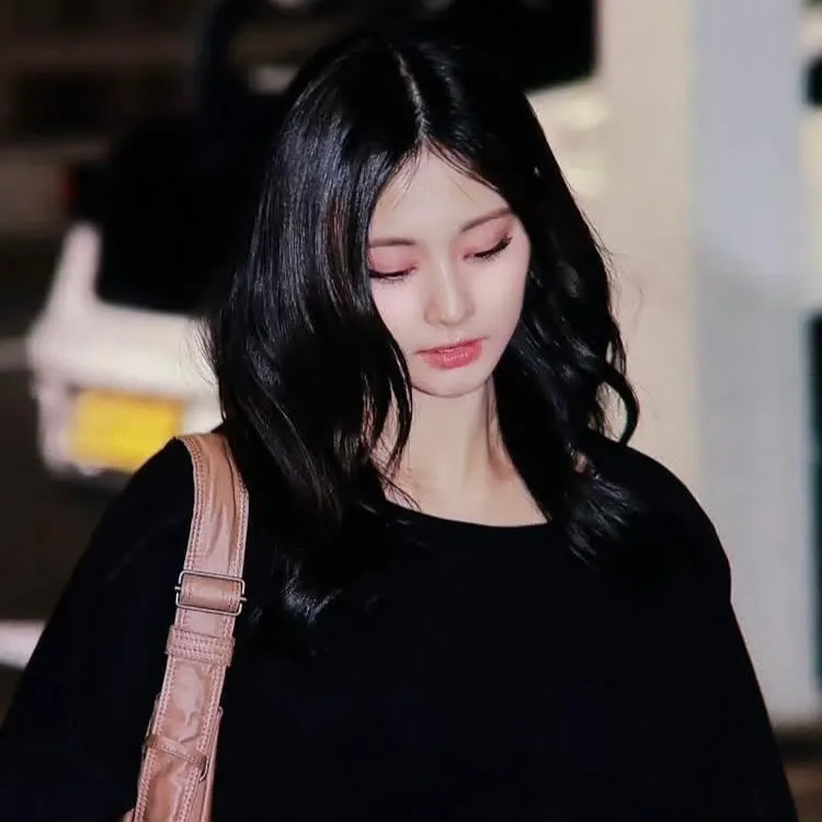 쯔위 (TWICE)의 비하인드 컷