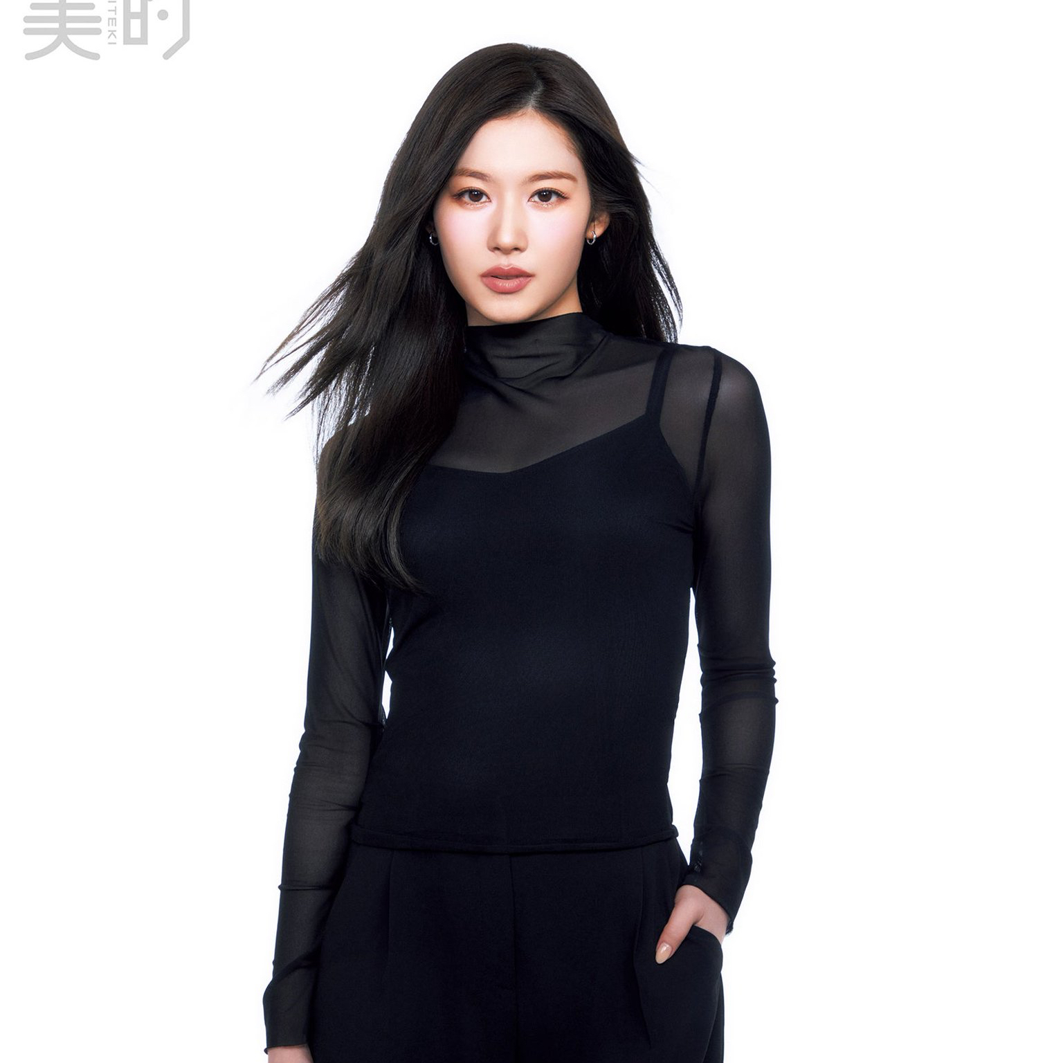 Sana (TWICE)的最新照片