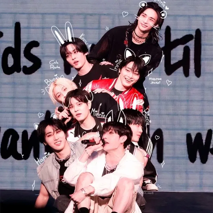 Stray Kids의 비하인드 컷