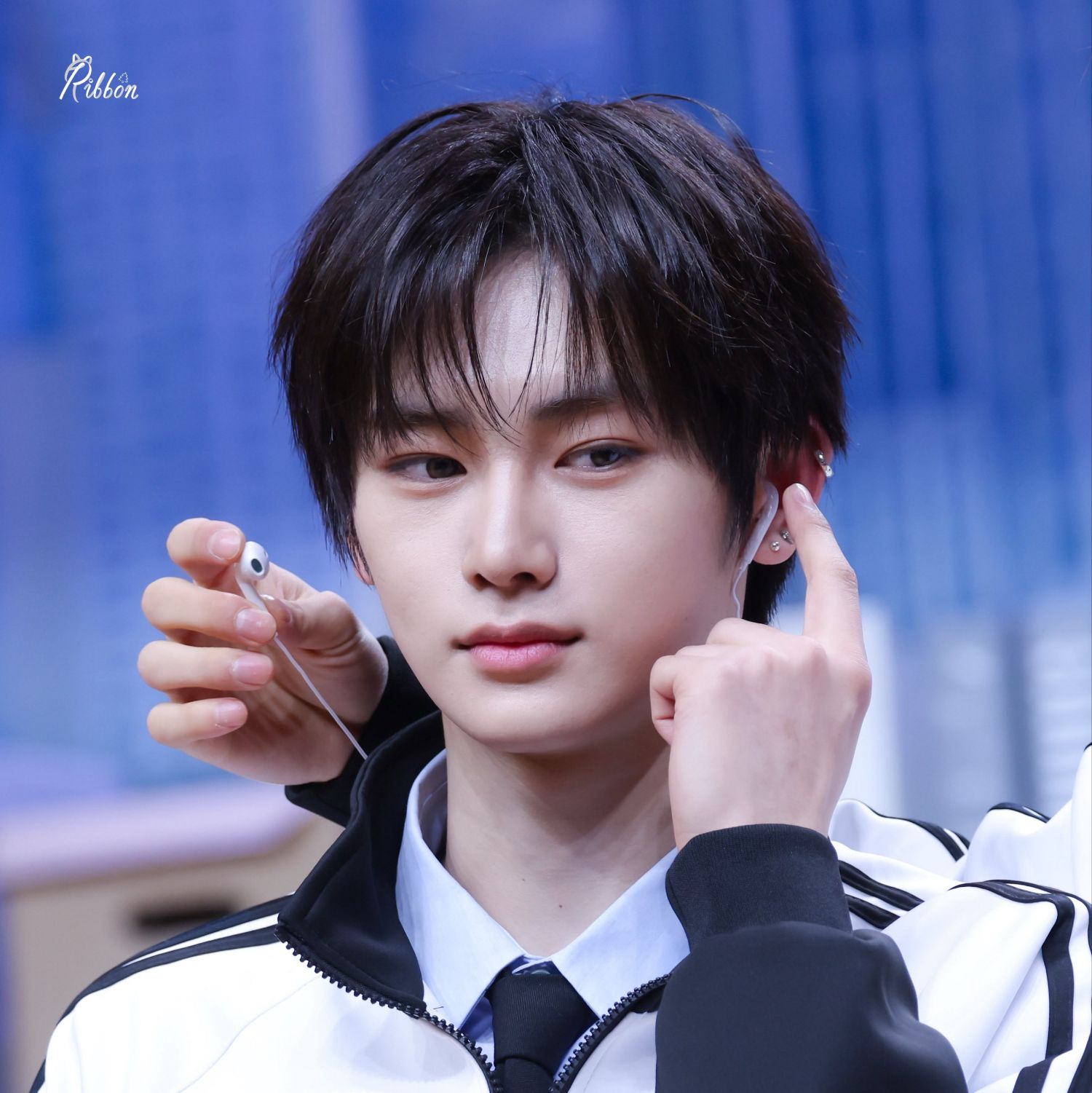 Behind-the-scenes cut of Zhou Anxin (ALPHA DRIVE ONE)