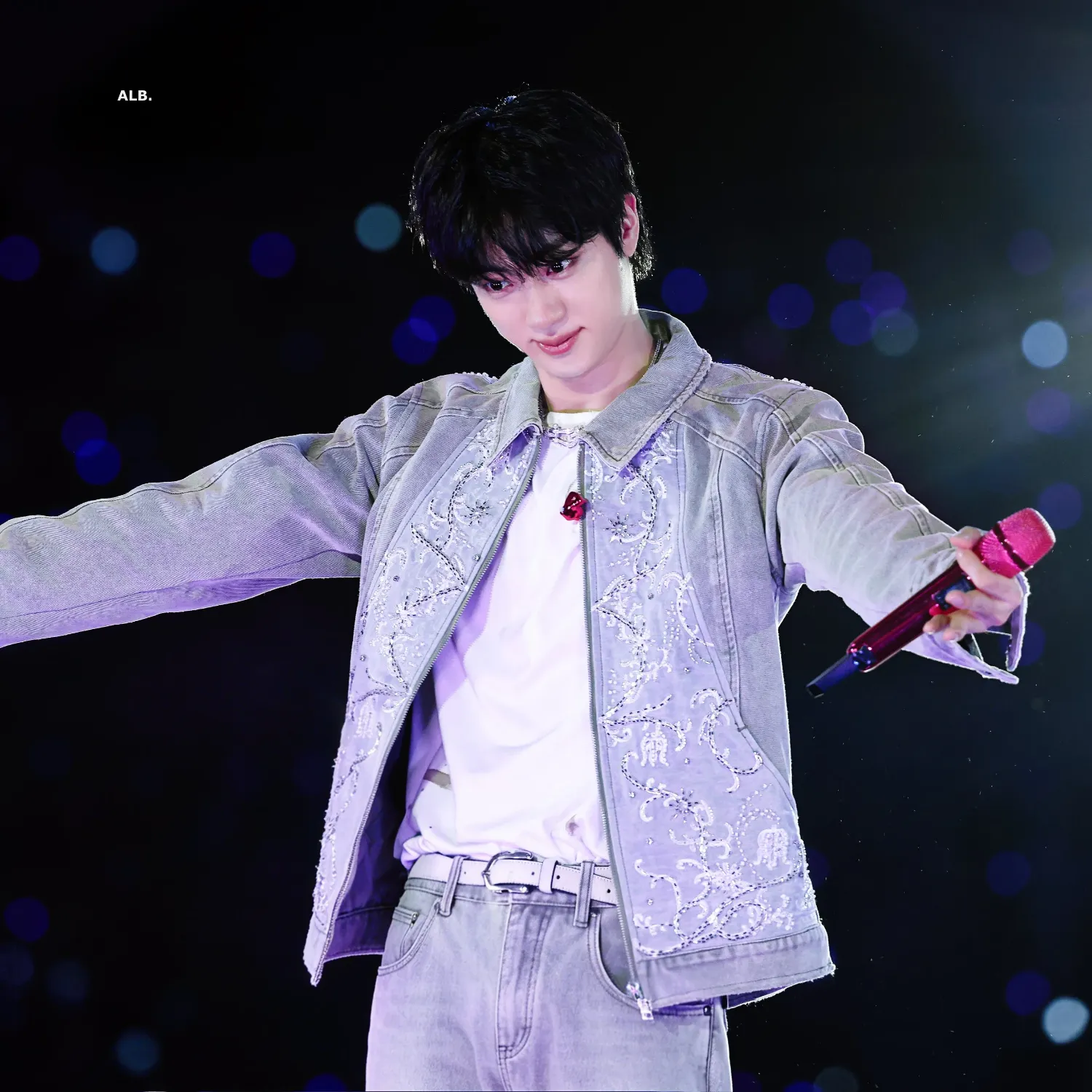 Behind-the-scenes cut of Jin (BTS)