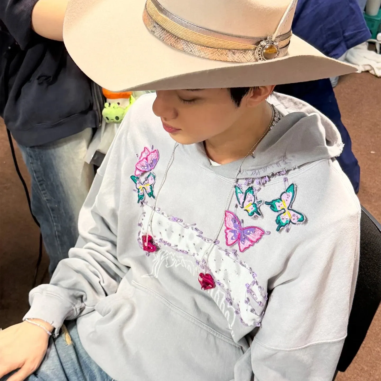 Foto aktivitas terbaru Jin (BTS)