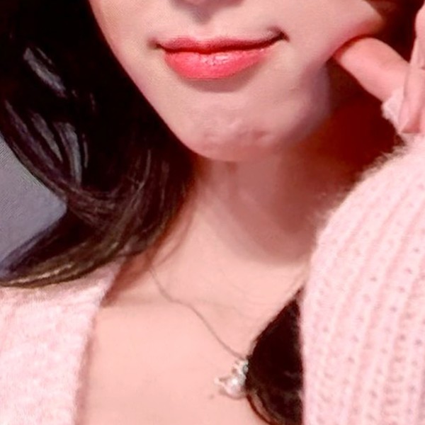 Shining profile picture of Yuna (ITZY) on today's Choeaedol