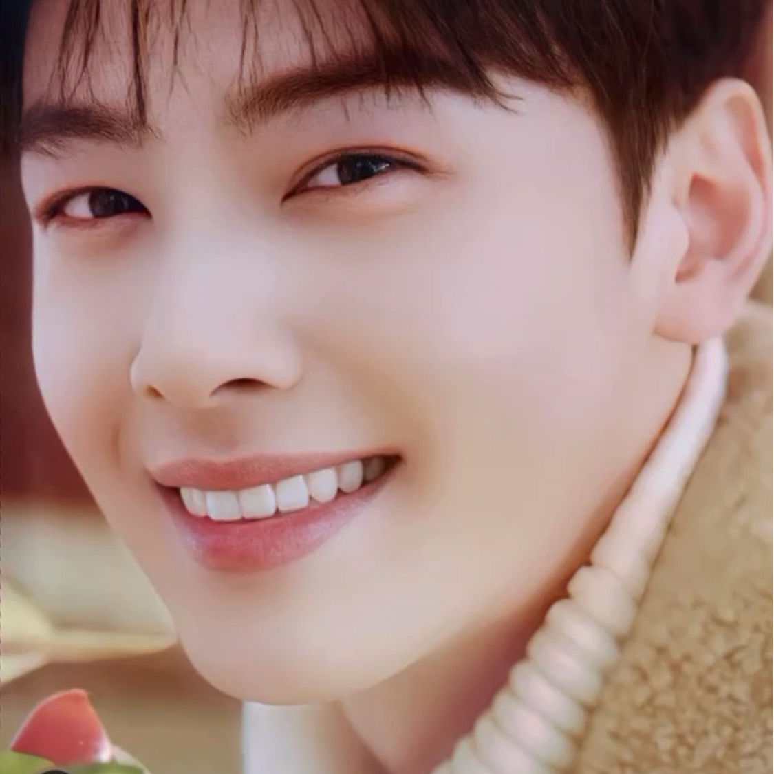 A moment captured by Eunwoo (ASTRO)'s fan