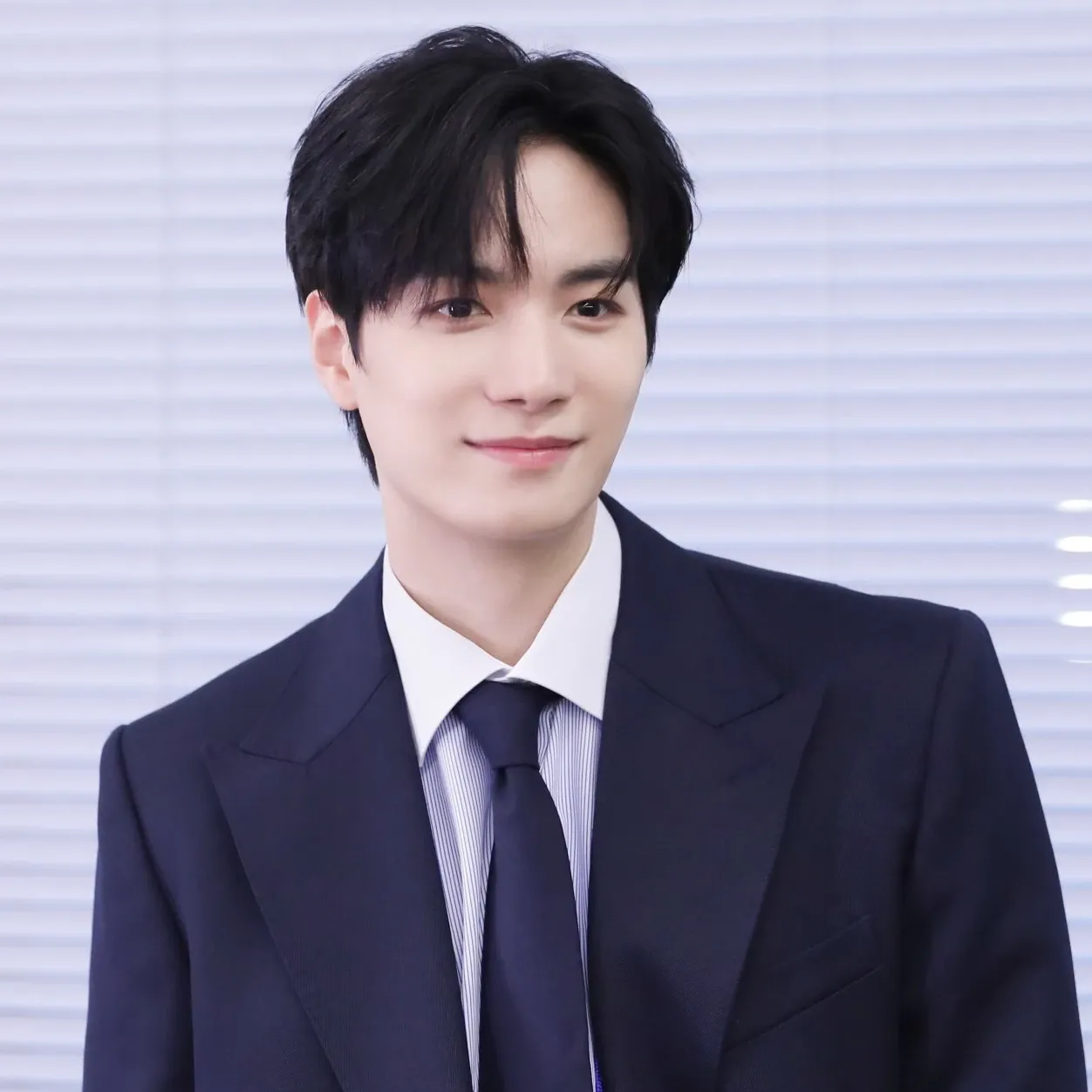 Recent activity shot of Kim Jonghyeon