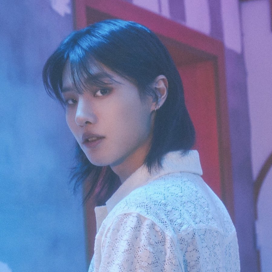 Behind-the-scenes cut of WOODZ