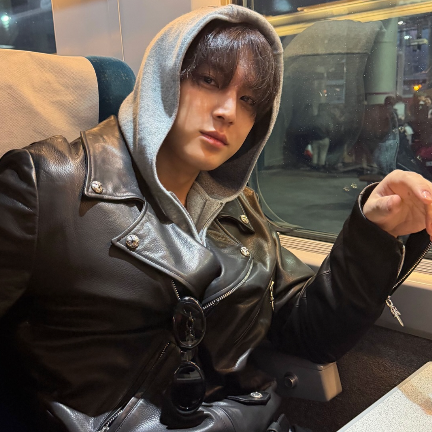 Behind-the-scenes cut of Mingyu (SEVENTEEN)