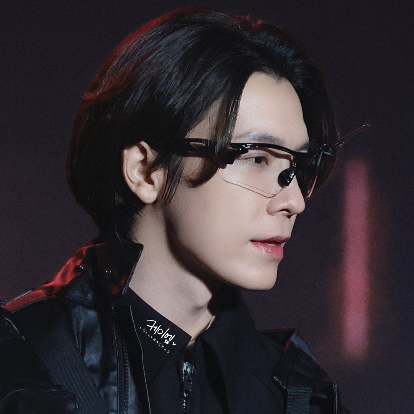 A moment captured by Donghae (Super Junior)'s fan