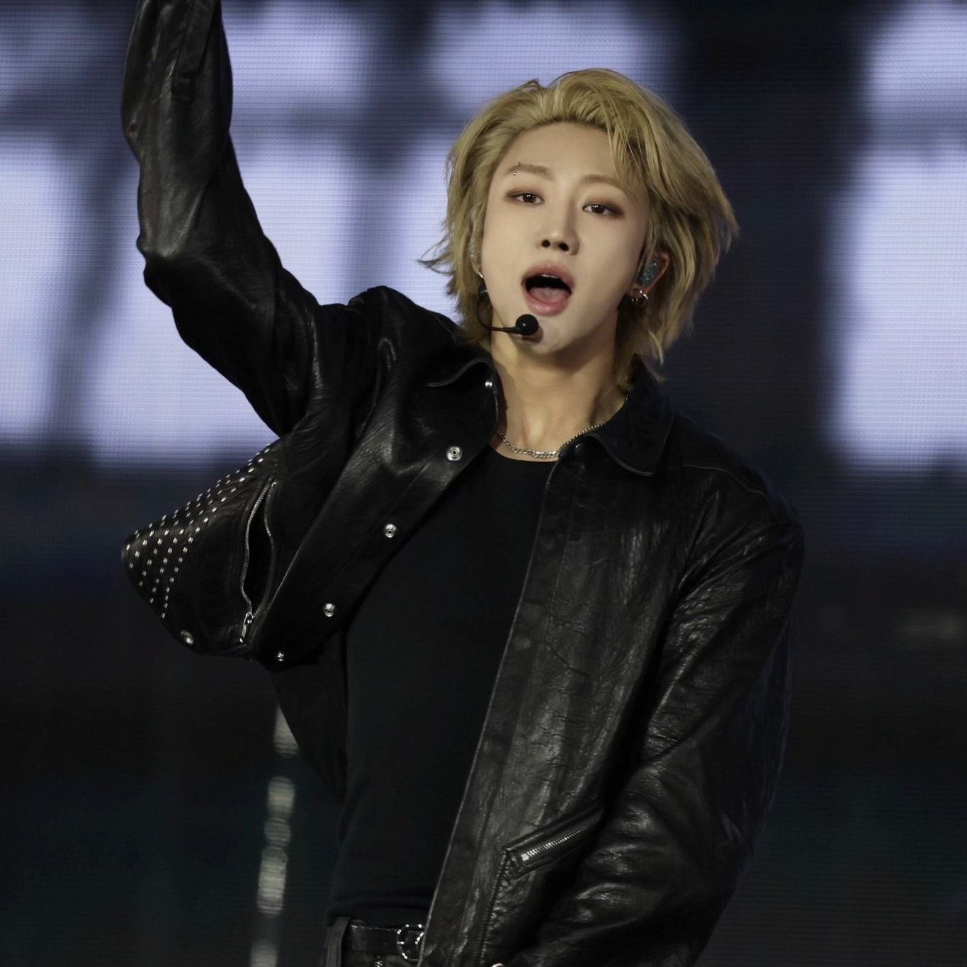 A moment captured by The 8 (SEVENTEEN)'s fan