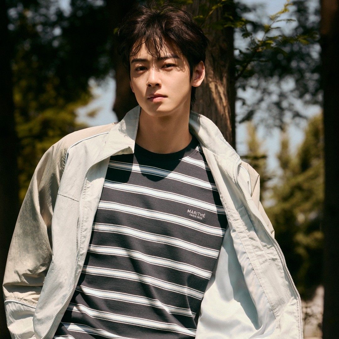 Latest photo of Eunwoo (ASTRO)