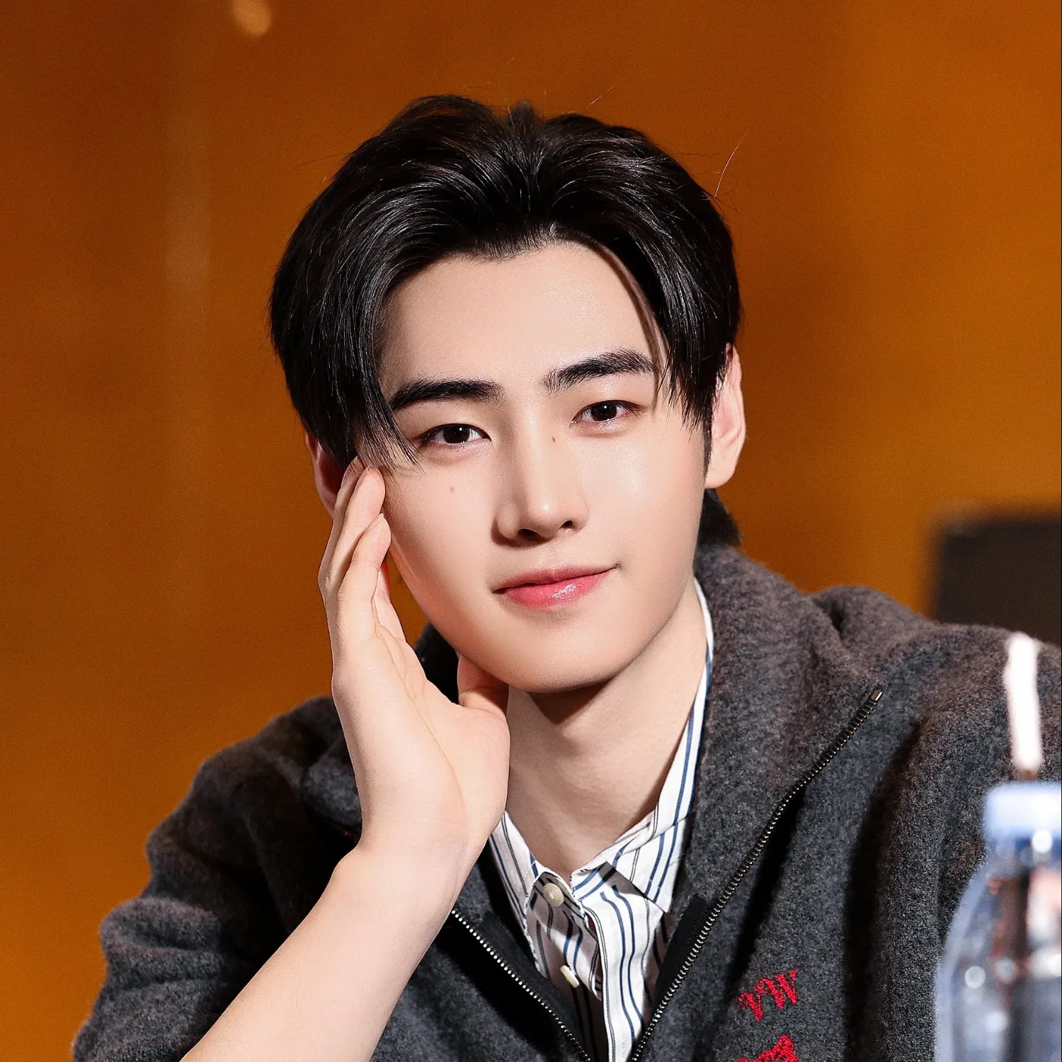 Behind-the-scenes cut of Sunghoon (ENHYPEN)