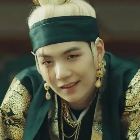 Potret di balik layar SUGA (BTS)
