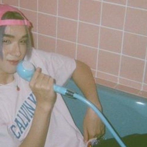 Latest photo of Hong (LYKN)