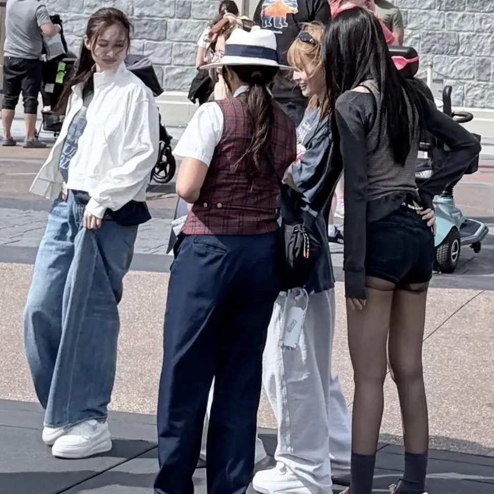 Potret di balik layar Tzuyu (TWICE)