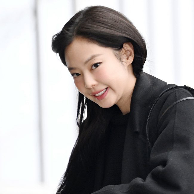 ジェニー (BLACKPINK)の舞台裏ショット