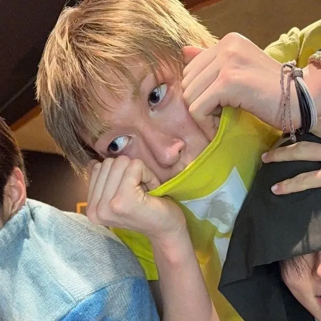 A moment captured by Martin (CORTIS)'s fan