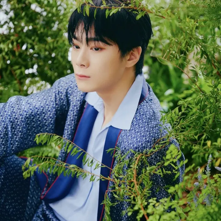 A moment captured by Moonbin (ASTRO)'s fan