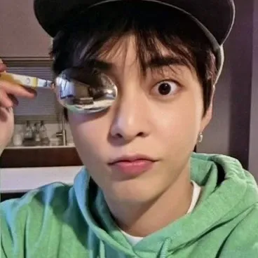 A moment captured by Xiumin (EXO)'s fan