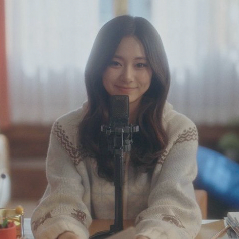 A moment captured by Tzuyu (TWICE)'s fan