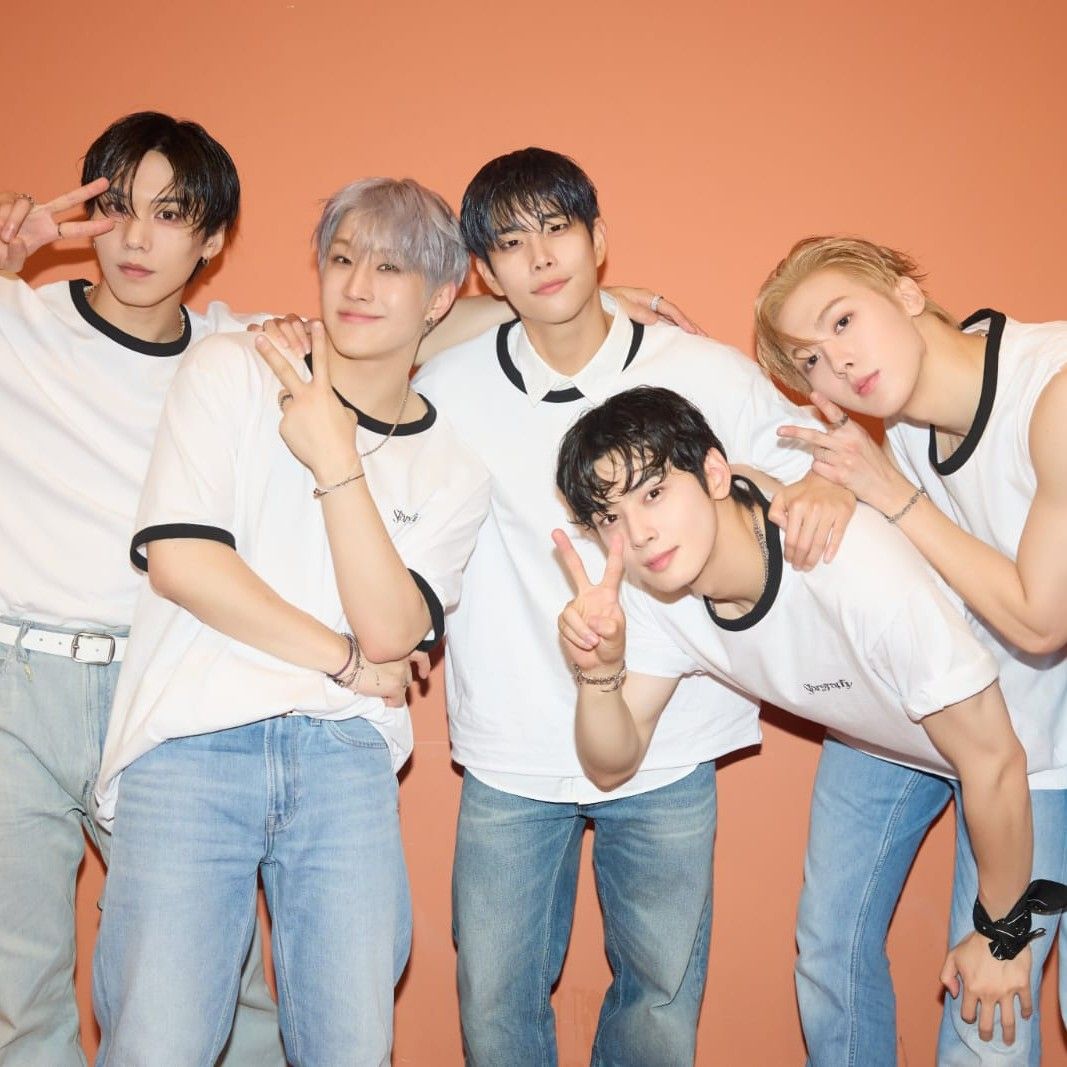 A moment captured by Jinjin (ASTRO)'s fan