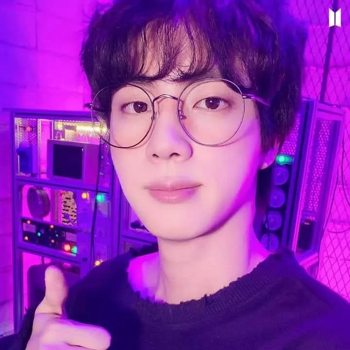 Foto terbaru Jin (BTS)