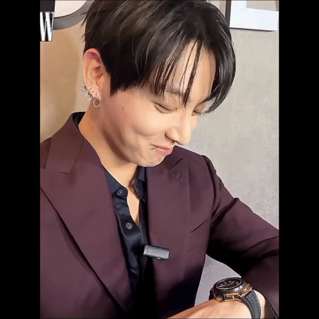 Latest photo of Jungkook (BTS)