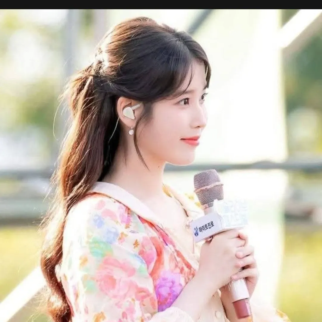 Potret di balik layar IU