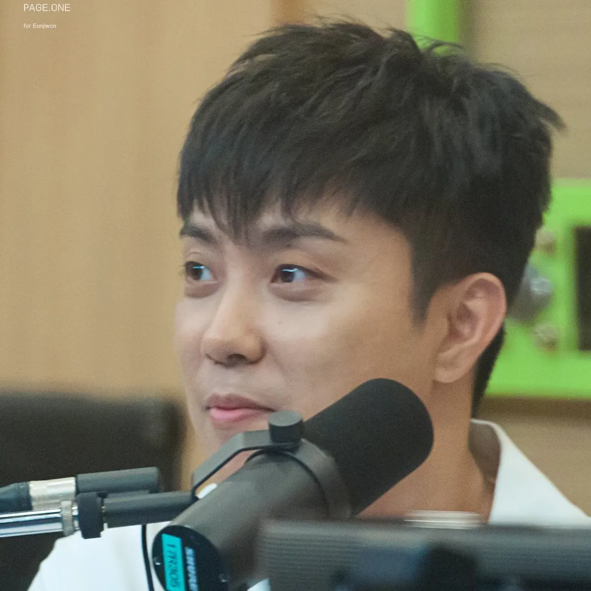 Momen yang diabadikan oleh penggemar Eun Jiwon (SECHSKIES)